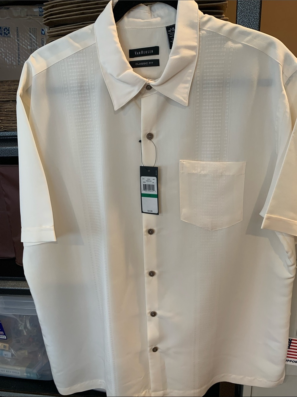 Van Heusen Cream Short-Sleeve Button-Down Pocket Shirt